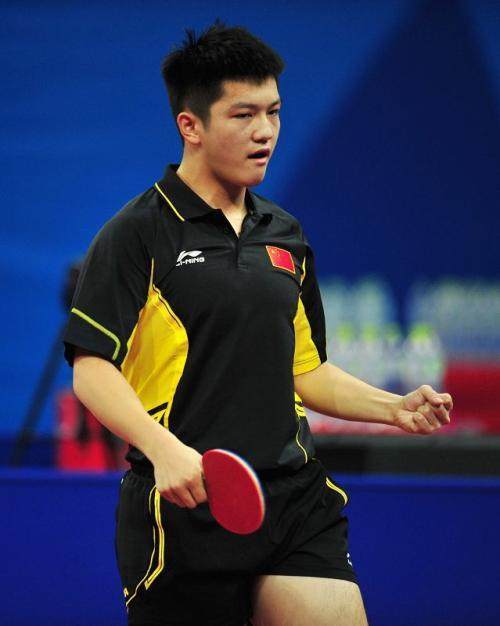 赛中占据了 赛中占据了