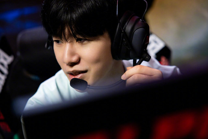 14分击退 14分击退